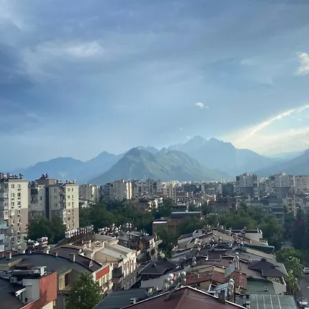 Квартира С Панорамным Видом На Море И Горы Apartment